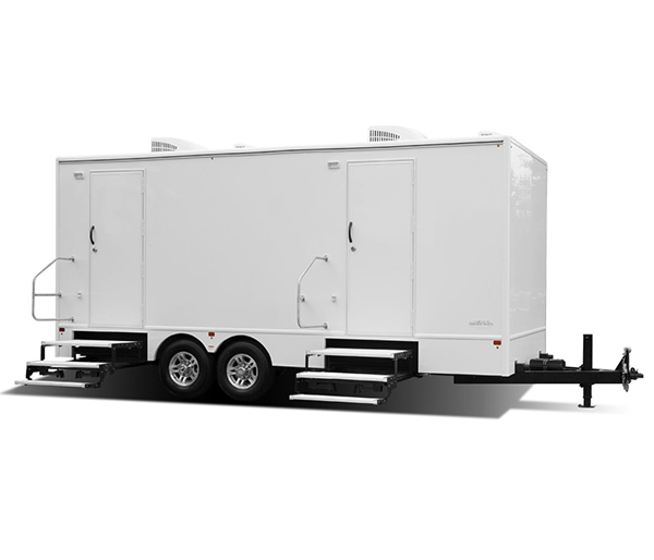 10-stall restroom trailer.